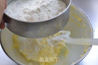 跟帅一起学烘焙 咬一口满嘴飘香-【葡萄干奶酥块】的做法步骤：5