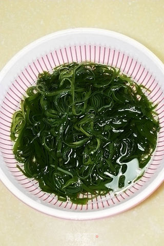 夏虫冬藻养生菜-----肉丝炒小海带的做法步骤:5