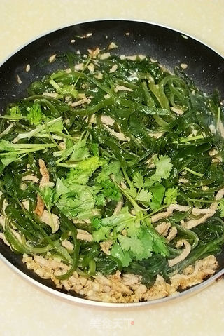 夏虫冬藻养生菜-----肉丝炒小海带的做法步骤:9
