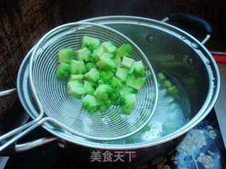 豆豉苦瓜的做法步骤:2