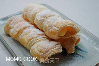简单又美味的千层酥奶黄卷的做法步骤:5