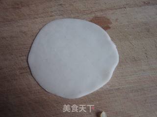 肉末咸菜煎饺的做法步骤：2