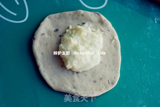 奶酪香包--让你爱不释手的做法步骤:3