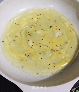 三文鱼杂粮煎饼的做法步骤:9