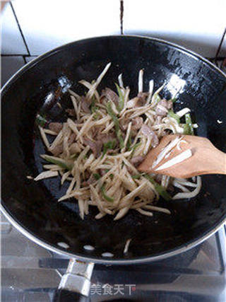 茭白炒肉丝的做法步骤:8