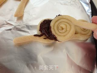 巧克力花生碎棒棒饼干的做法步骤:8