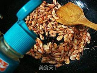 家常小炒---------【韭菜炒河虾】的做法步骤:7