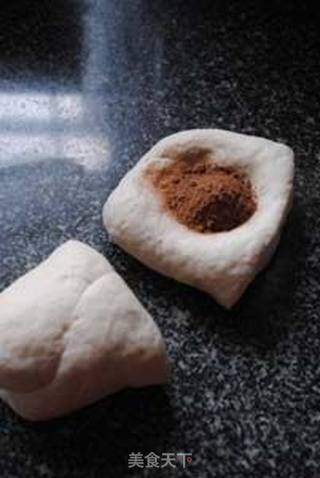 可可双色馒头的做法步骤:2