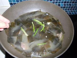 韩式牛肉海带汤的做法步骤:8