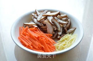 鳗鱼炊饭的做法步骤:2