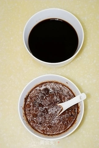 【香烤凤爪】---鸡爪的上档升级吃法的做法步骤:2