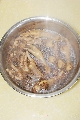 【香烤凤爪】---鸡爪的上档升级吃法的做法步骤:4