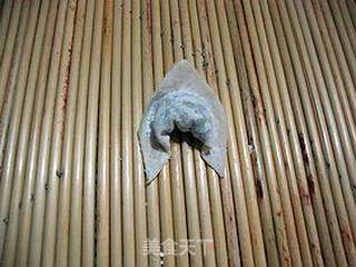 鲜香味美-------【芫荽鲜肉馄饨】的做法步骤:8