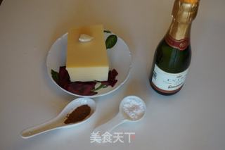 Fondue au fromage 芝士（奶酪）火锅的做法步骤：1