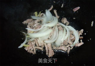 干炒河粉的做法步骤:5