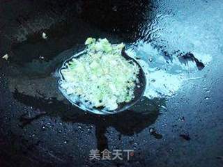 油条炒丝瓜的做法步骤：4