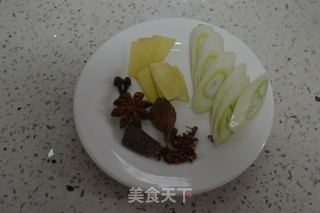 五香烤麸的做法步骤：4