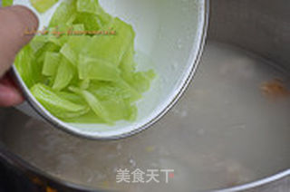 板栗鸡球煲的做法步骤:9