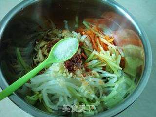白菜拌豆腐丝的做法步骤:7