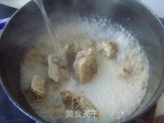 补气养血---白果鸭汤的做法步骤:5