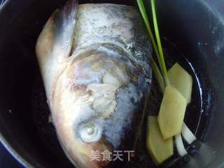 健脾补气---白汤鱼头的做法步骤:3