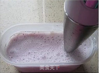 蓝莓奶昔的做法步骤:7