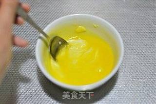 酸奶蓝莓芝士蛋糕的做法步骤:2