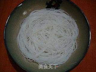 蒸菜更美味----------【肉末腐竹蒸粉丝】的做法步骤:7