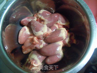 【党参黄芪炖鸭心】--喝汤蘸酱都不错的做法步骤:2