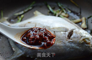 红烧鲳鱼的做法步骤:8