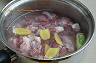 燕麦羊肉粥的做法步骤:2