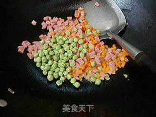 儿子爱吃的----------【家常炒饭】的做法步骤:6