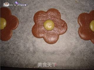 三色花朵饼干的做法步骤:9