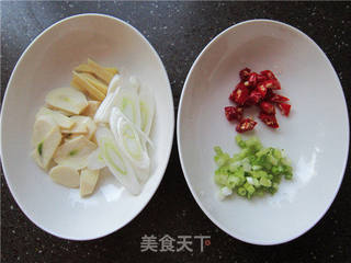 萝卜烧鲳鱼的做法步骤:3