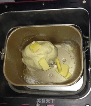 豆沙面包卷的做法步骤:3