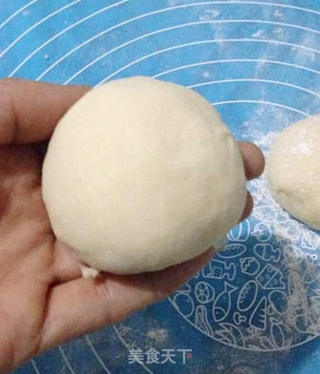 豆沙面包卷的做法步骤:6