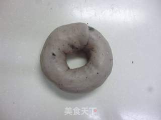 护眼明目的蓝莓果酱贝果的做法步骤:8