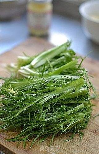 秋之“食苦”【苦菊银耳沙拉】的做法步骤:4