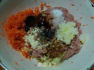 鲜香味美-----【上汤鲜虾馄饨面】的做法步骤:2