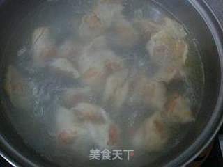 鲜香味美-----【上汤鲜虾馄饨面】的做法步骤：13