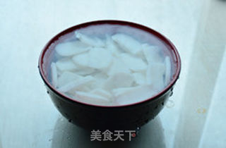 辣白菜炖年糕的做法步骤:2
