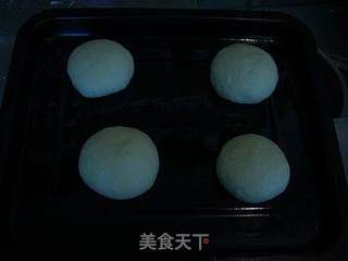 蛋黄肉松面包的做法步骤:4