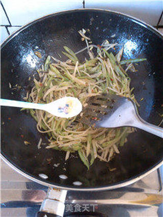 酸菜双豆丝的做法步骤:9