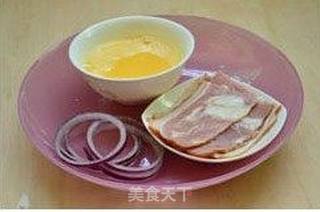 培根沙拉面包片的做法步骤:2