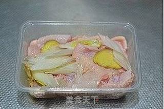 沙拉咖喱鸡翅配土豆泥的做法步骤:7