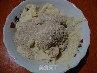 豆渣好去处-------【豆渣香葱麻酱烧饼】的做法步骤:2