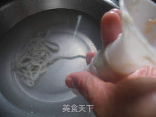 年味浓浓—————【自制哈尔滨蒜蓉红肠】的做法步骤:8