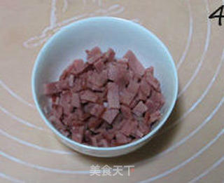 火腿沙拉蛋炒饭的做法步骤:4