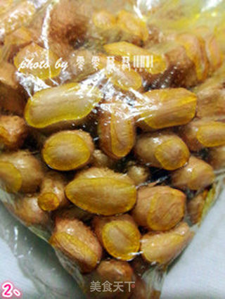 微波炉炸花生米——省油速成版的做法步骤:2