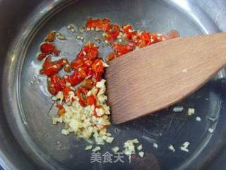 浓赤鲜香---梅干菜烧带鱼的做法步骤:5